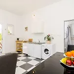 Amabilis - One Bedroom With Terrace And View *