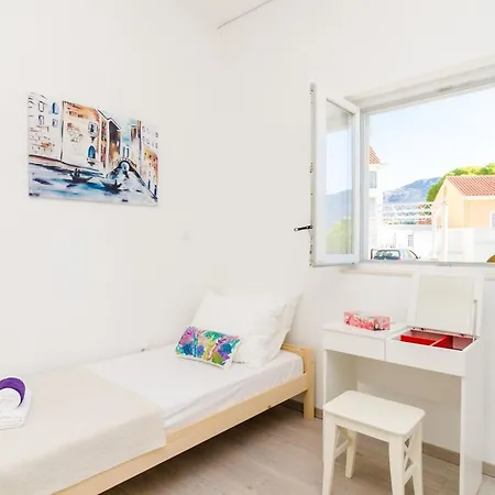 Amabilis - One Bedroom With Terrace And View * Mlini