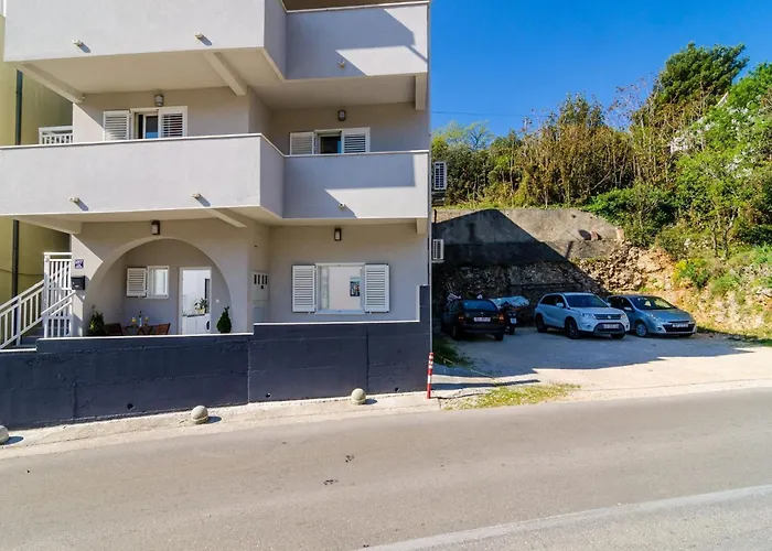 شقة Amabilis - One Bedroom With Terrace And View